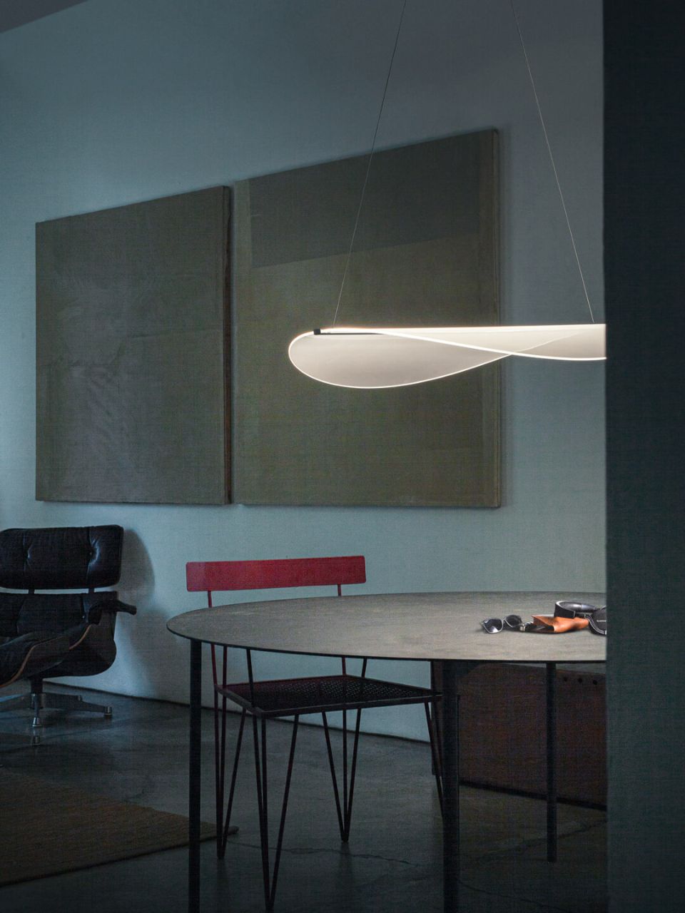 Lampada a sospensione accesa