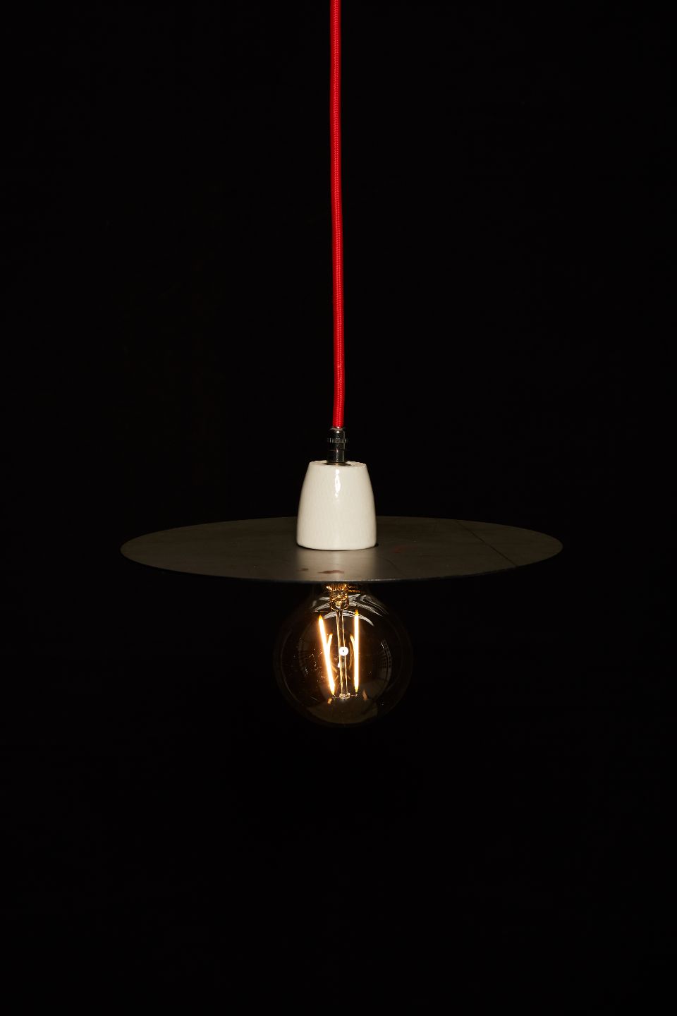 Lampada su misura accesa