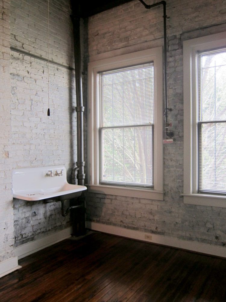 Davie Street Sink