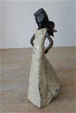 Meisje in de Wind - Keramisch Beeld