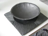 Grijze Schaal met Onderblad - Keramiek Schaal