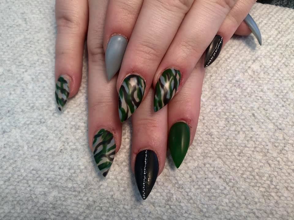 Leon Nails