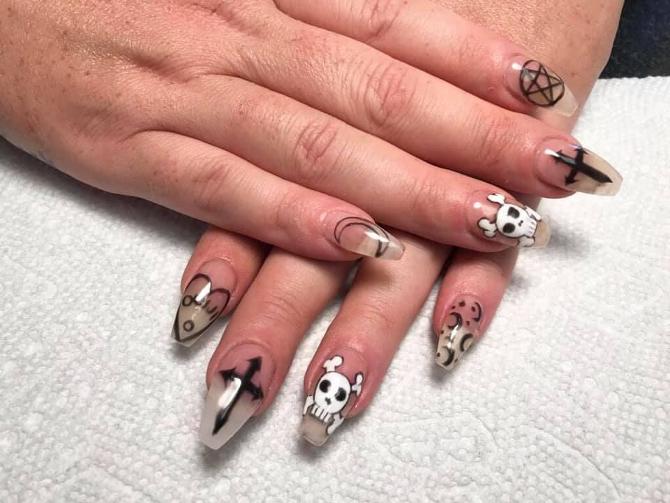 Leon Nails