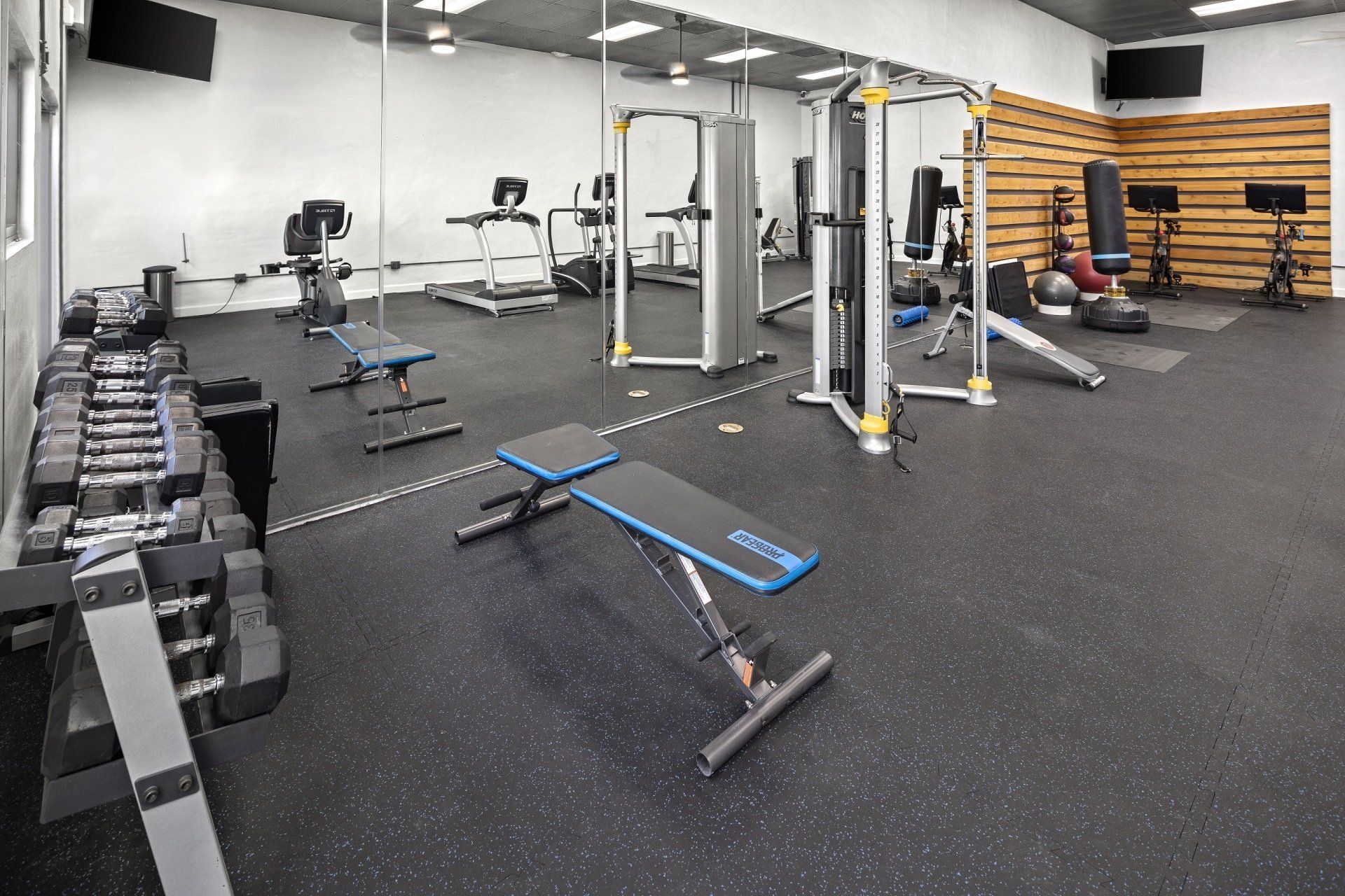 Fitness Center | City Harbor