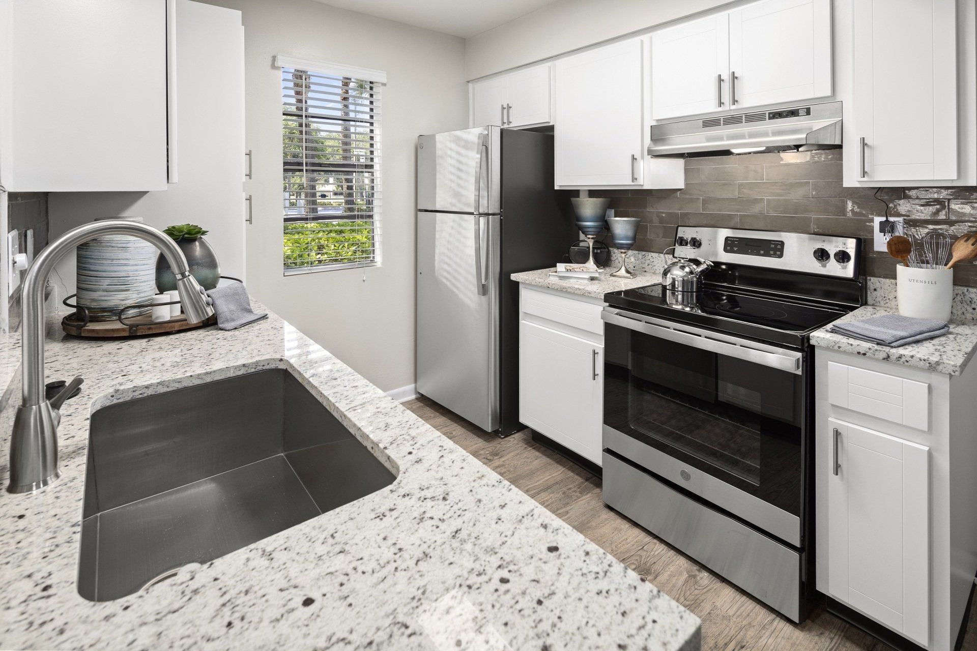 All-Equipped Kitchen | City Harbor