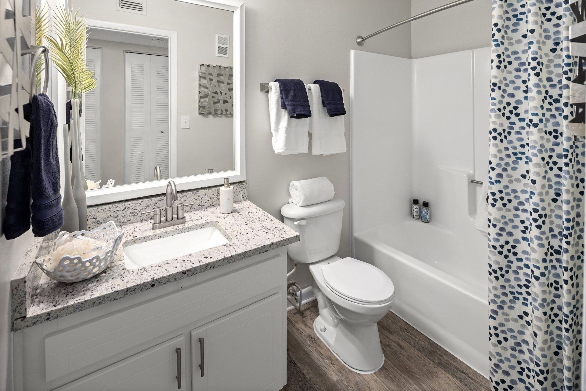 Bathroom View | City Harbor