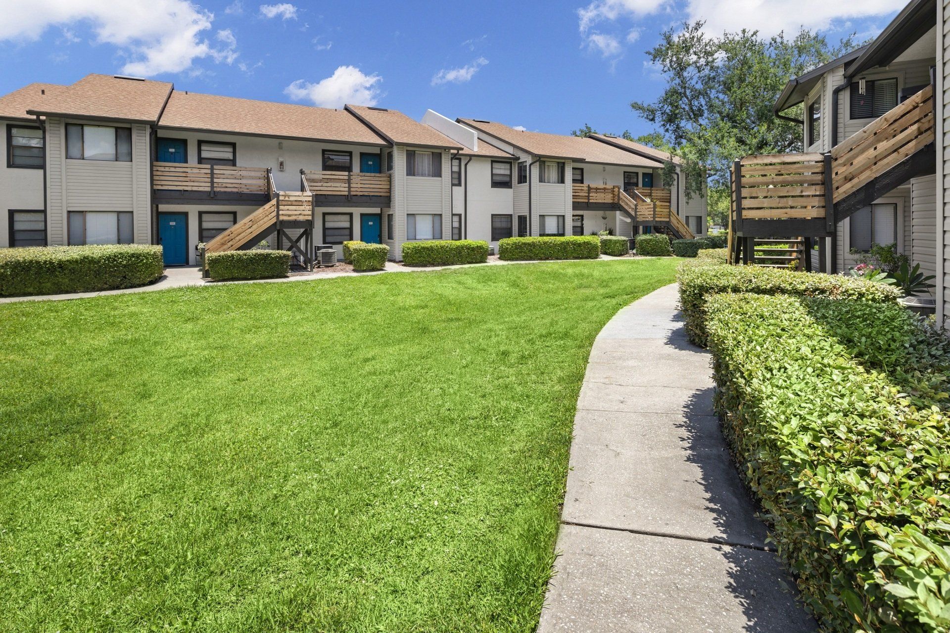 Walking Path | City Harbor