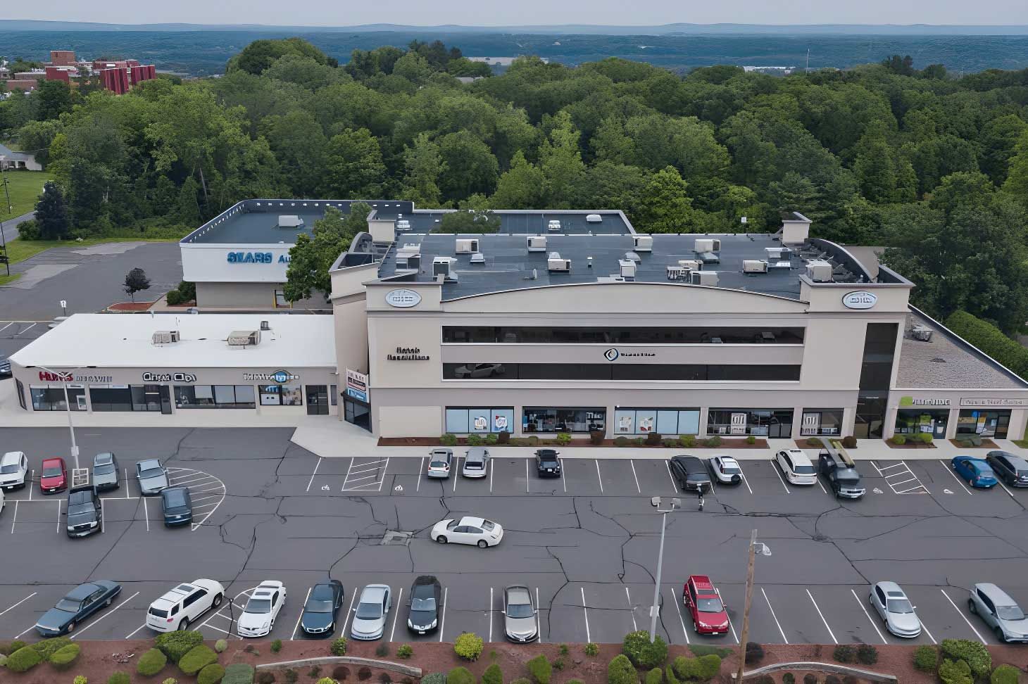 Holyoke Mall Crossing Commercial Real Estate for Lease