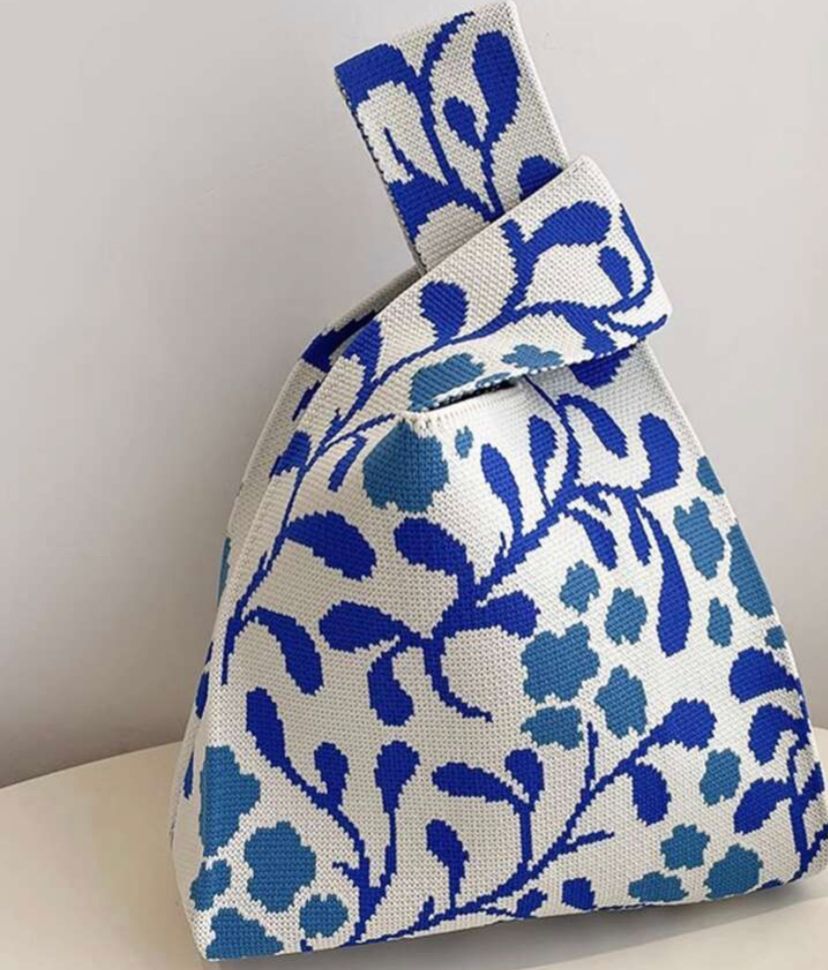 Sweet & Simple Knot Bag