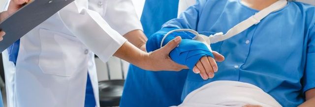 https://lirp.cdn-website.com/3e6fdc74/dms3rep/multi/opt/If-I-Go-to-the-Hospital-After-a-Car-Accident-Who-Pays-car-accident-attorney-new-orleans-e683c958-640w.jpg