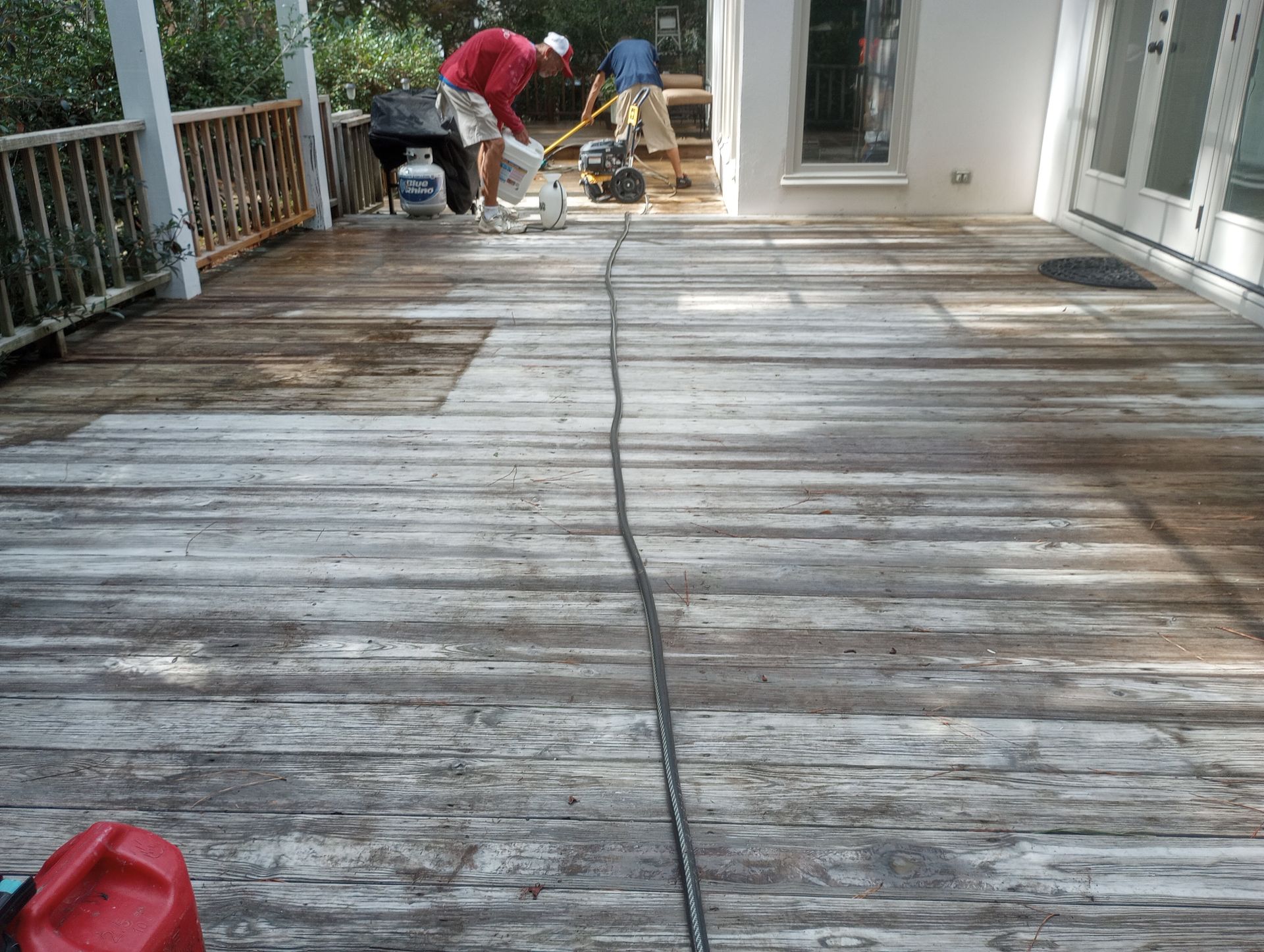 Pressure washing 1
