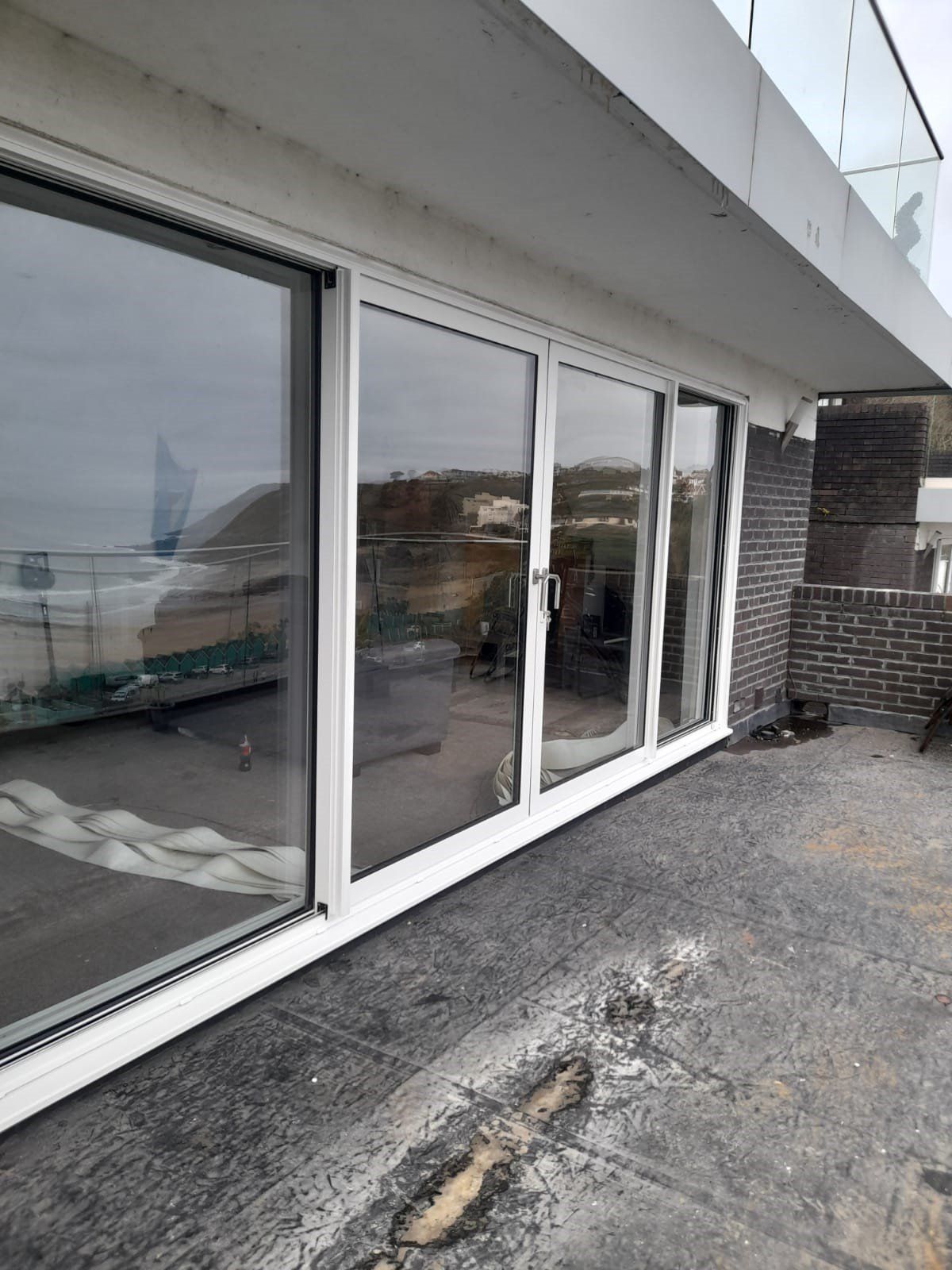 aluminium sliding doors swansea