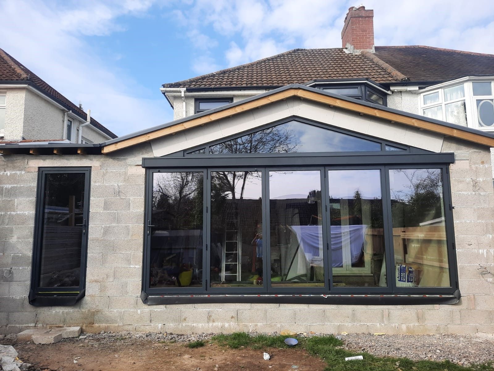 aluminium bifold swansea