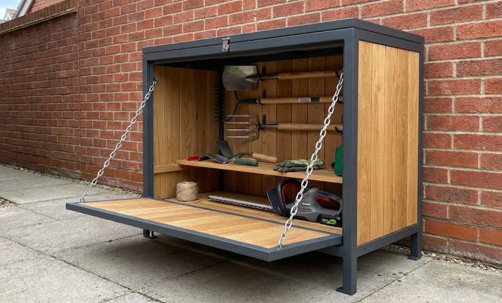 Nottingham Metalworks outdoor storage box in a nottingham garden