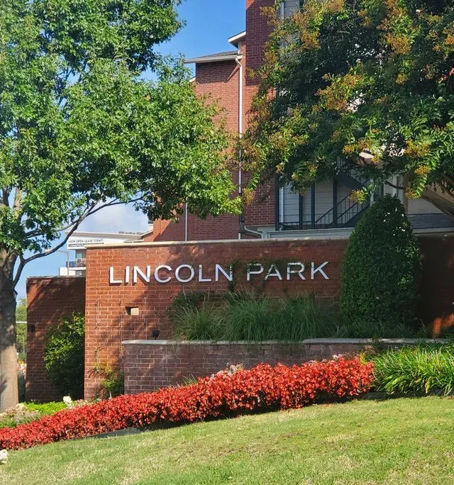 lincoln park sign