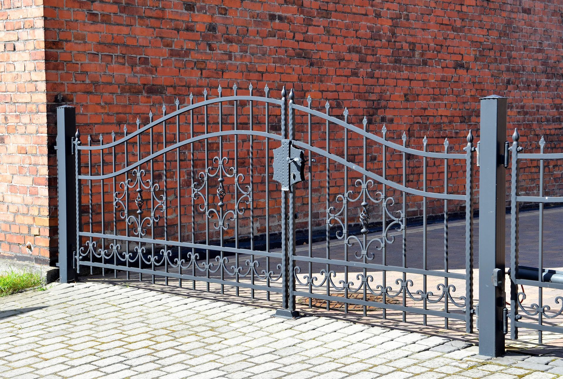 decorative iron gate 1