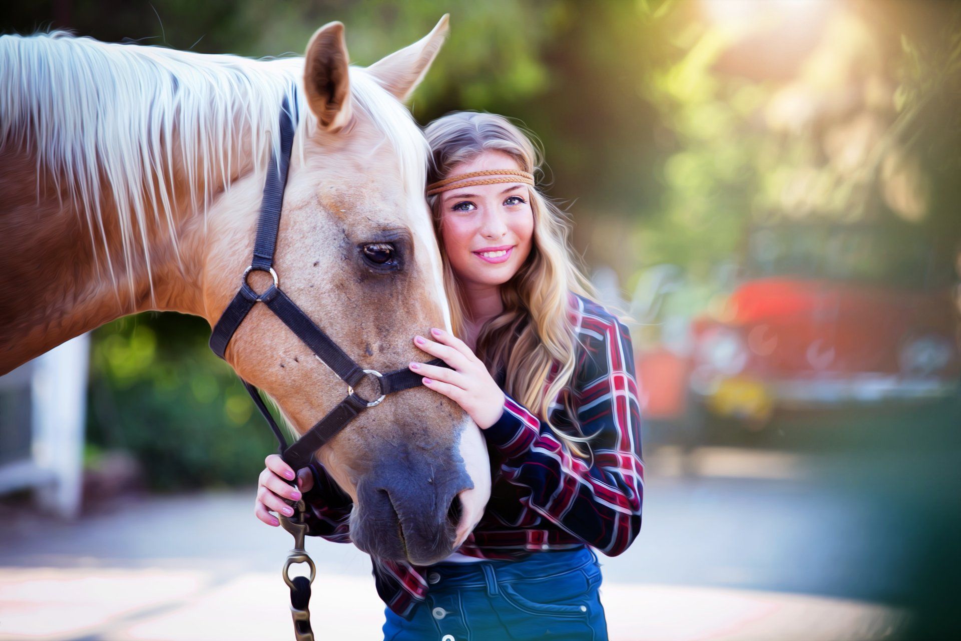 צילום ילדת בת מצווה מחייכת בשעת הזהב
