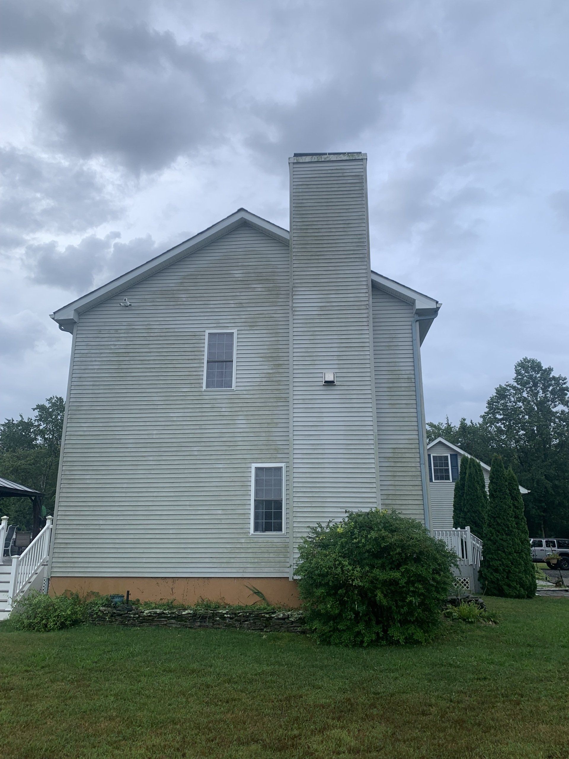 Pressure washing service