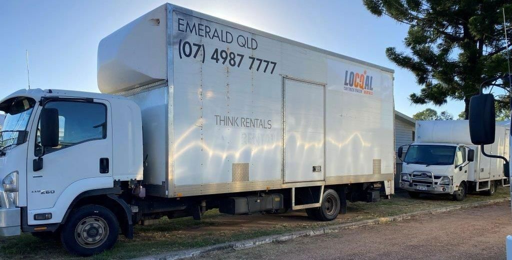 Blue Compact SUV Car Parked By The Sea — Locqal Car Truck Trailer Rentals in Emerald, QLD