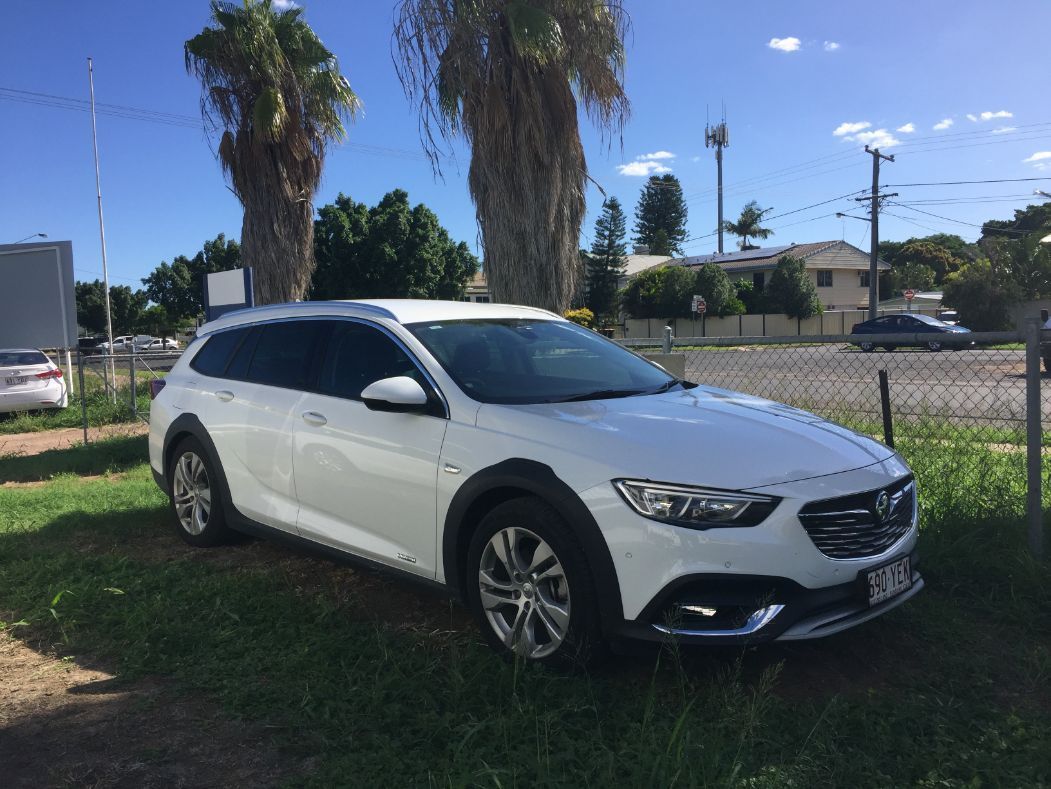 White SUV Vehicle — Locqal Car Truck Trailer Rentals in Emerald, QLD