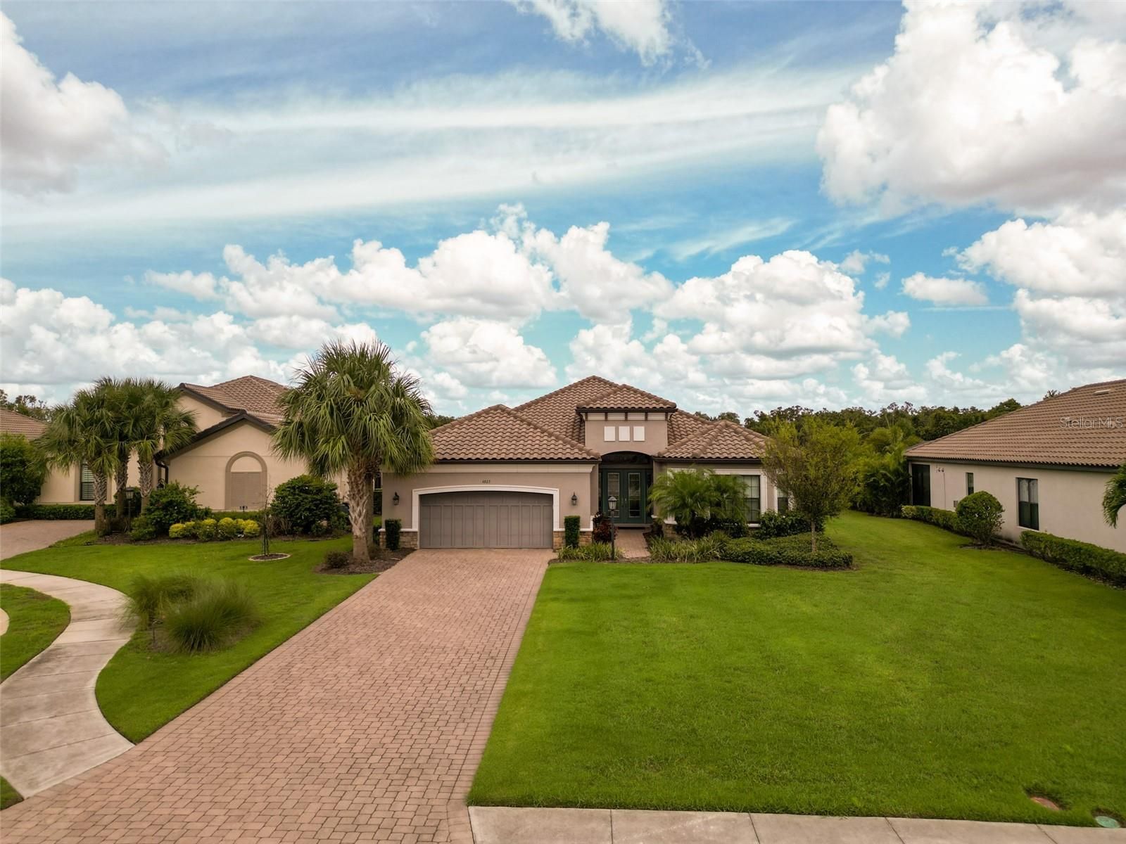 Listed by Ram-Z Home Team in Esplanade Golf and Country Club at Lakewood Ranch - 
4803 Cabreo Ct.
Lakewood Ranch, FL. 34211