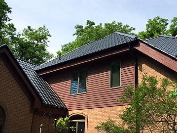 Beautiful Big Brick House — Hudson, MI — D & C Roofing