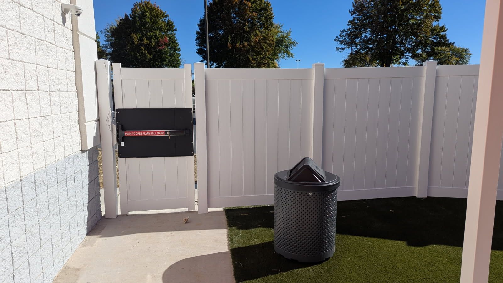 vinyl privacy fence installation Mechanicsburg PA