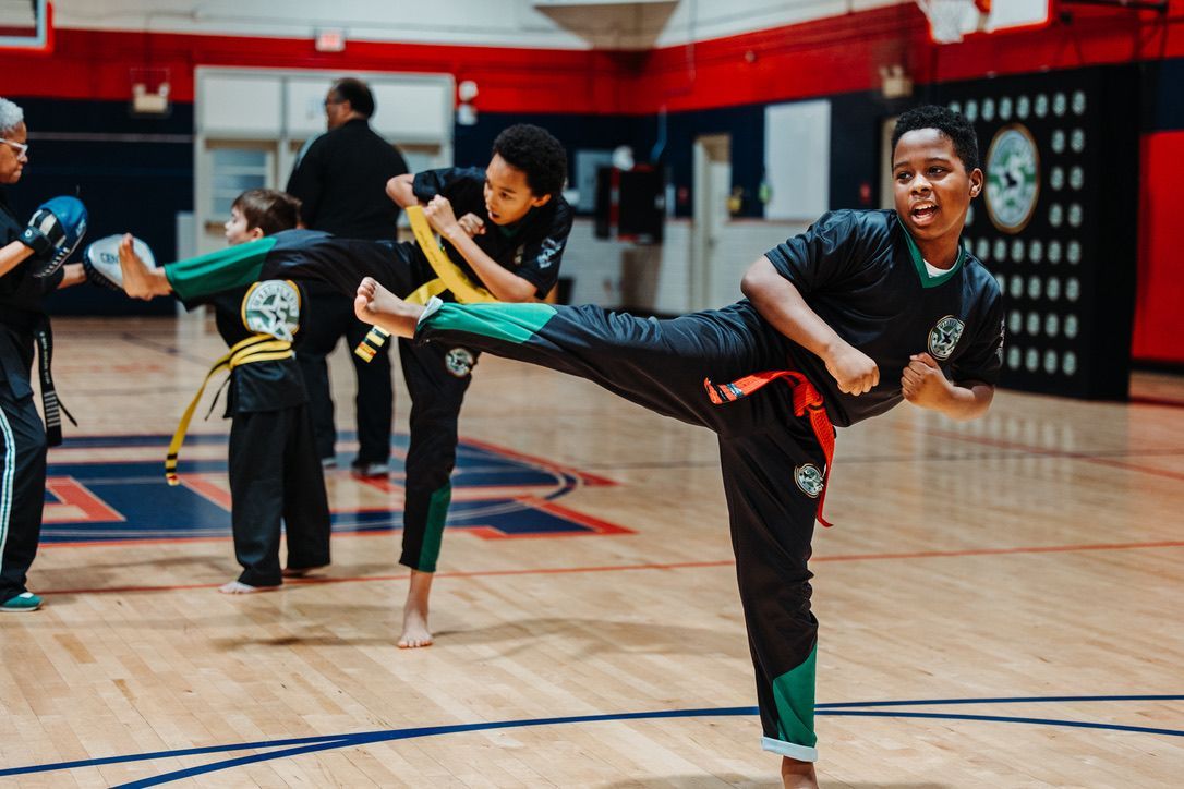 The word placeholder is on a gray background.