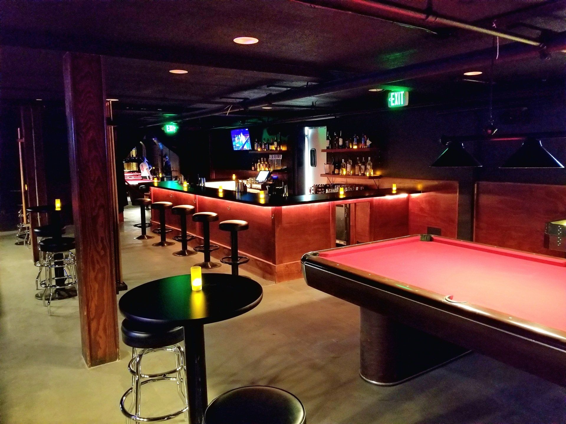 GLENDALE LOWER VIP ROOM