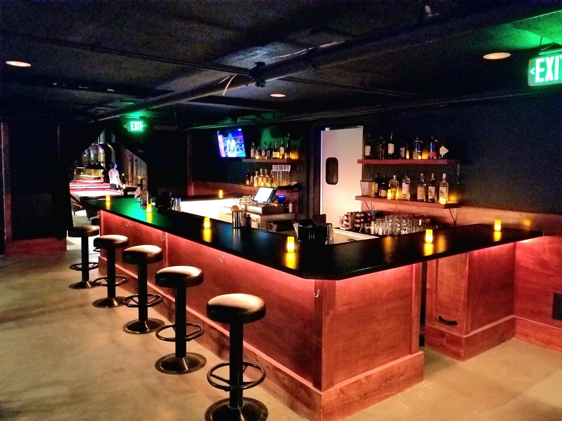 GLENDALE LOWER VIP ROOM
