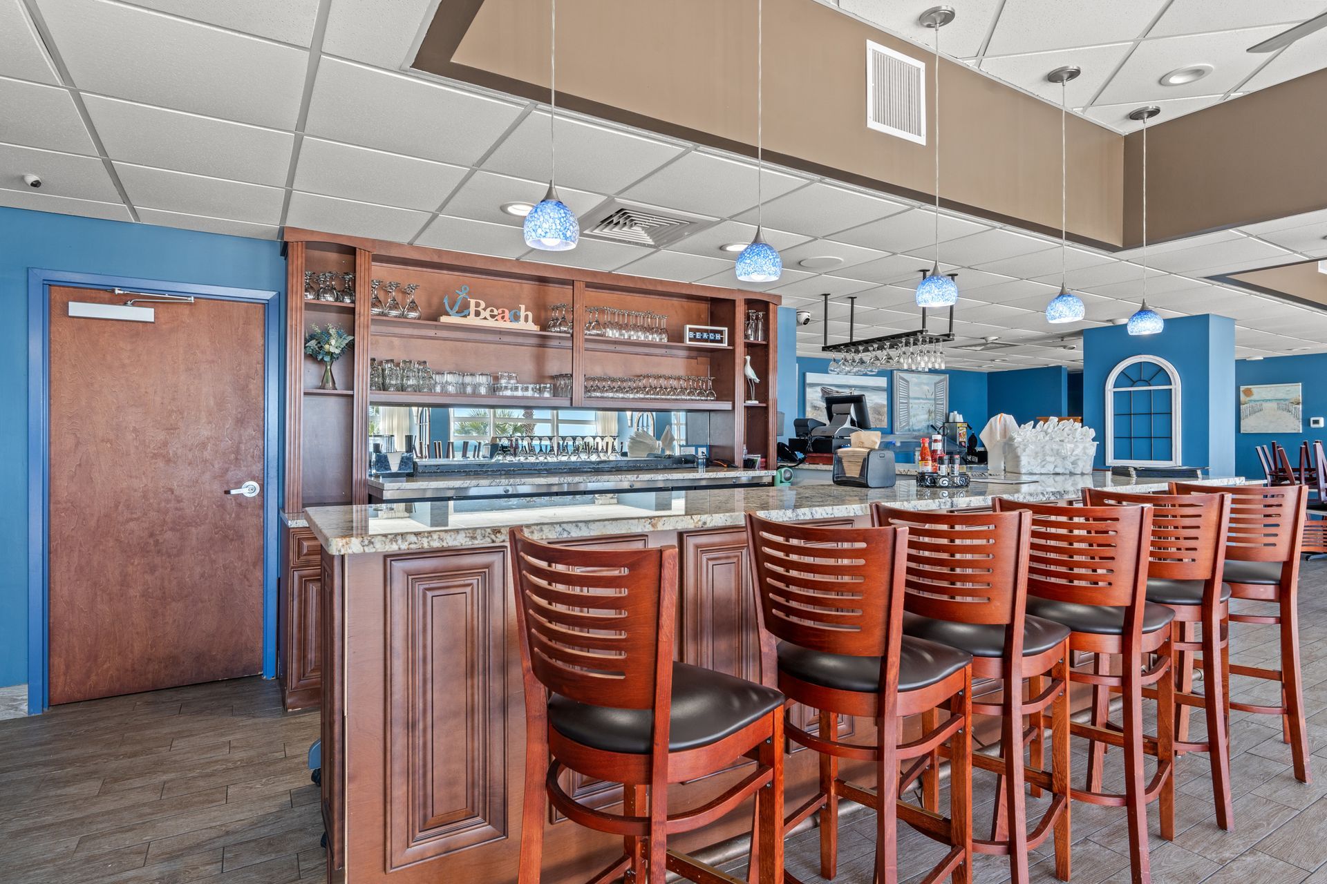 Oceanfront Dining Experience