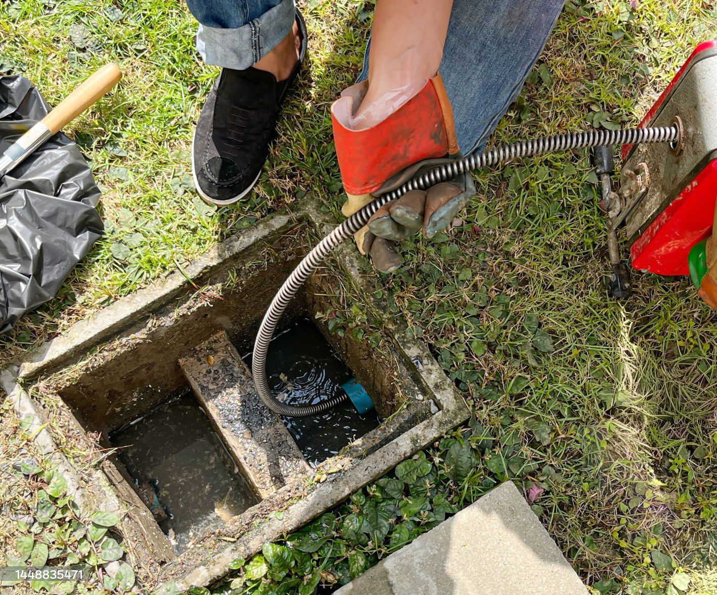 Fixing a blocked drain