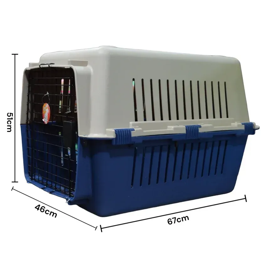 Transportín para mascotas de color azul y gris con puerta frontal de metal y rejillas de ventilación.