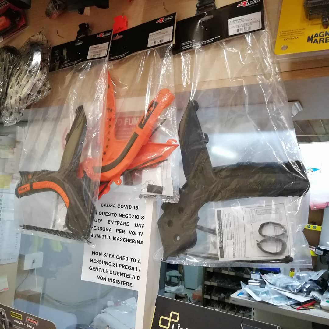 dm moto, ricambi moto