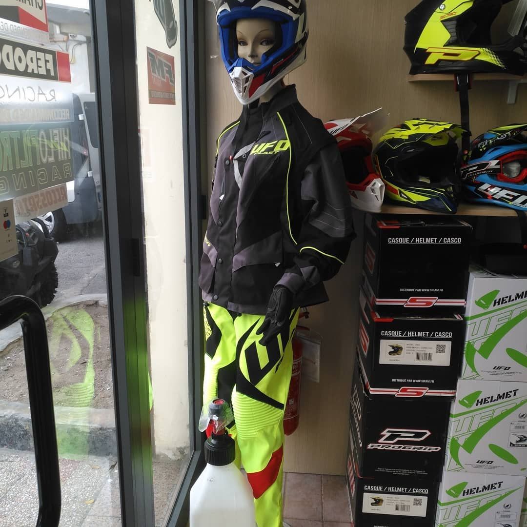 dm moto, caschi, accessori e abbigliamento moto