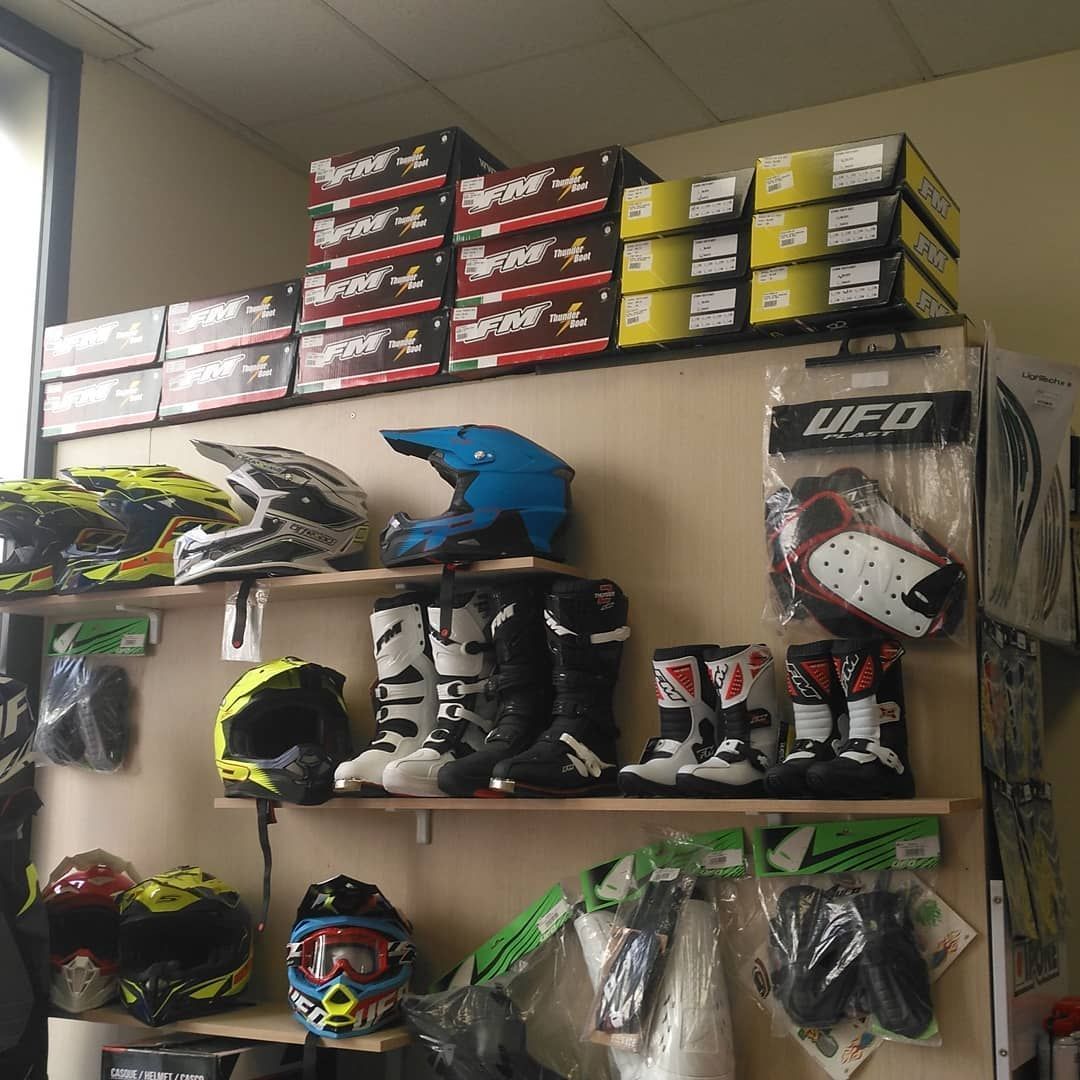 dm moto, caschi, accessori e abbigliamento moto