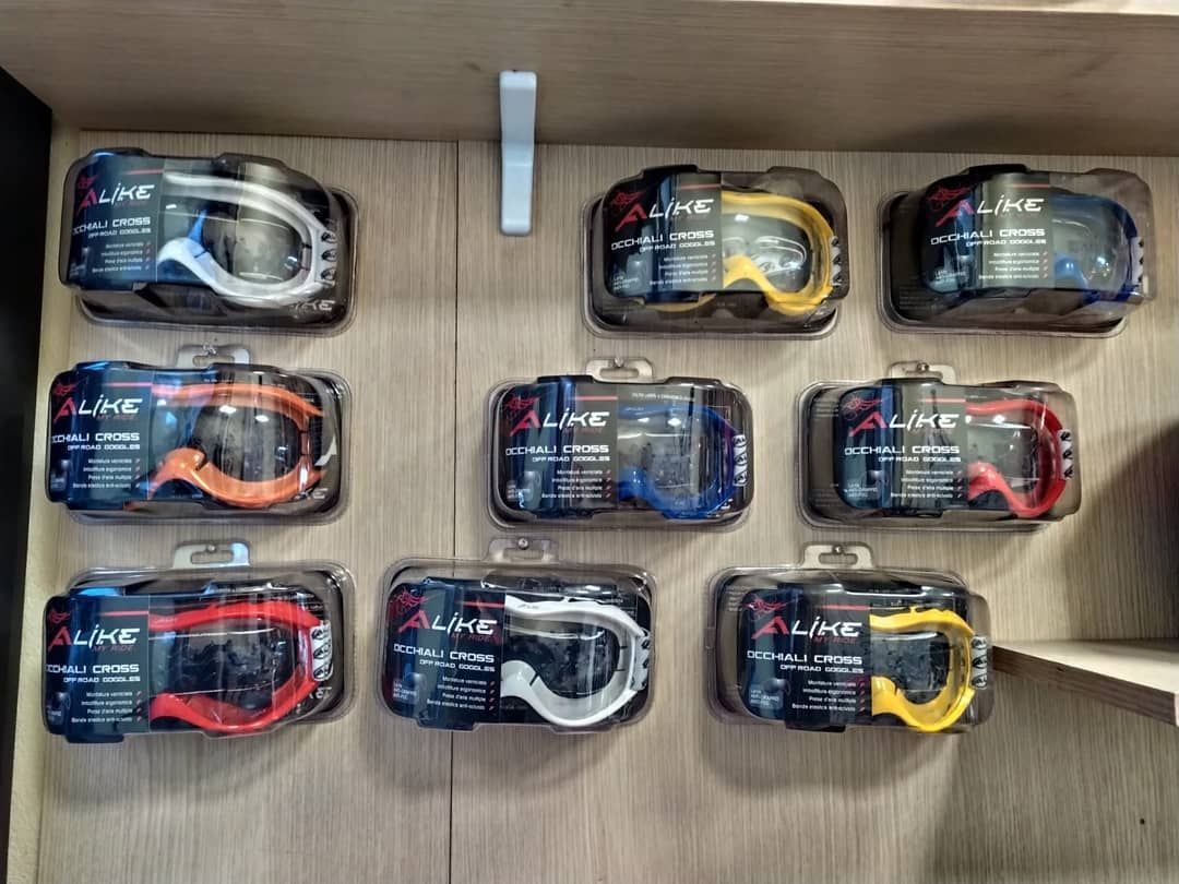 dm moto, caschi, accessori e abbigliamento moto