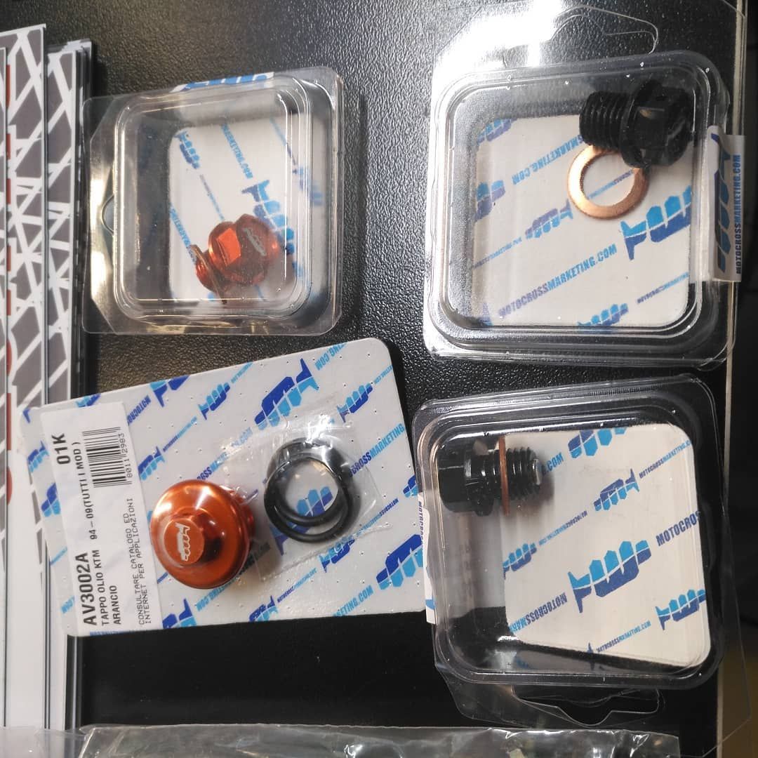 dm moto, ricambi moto