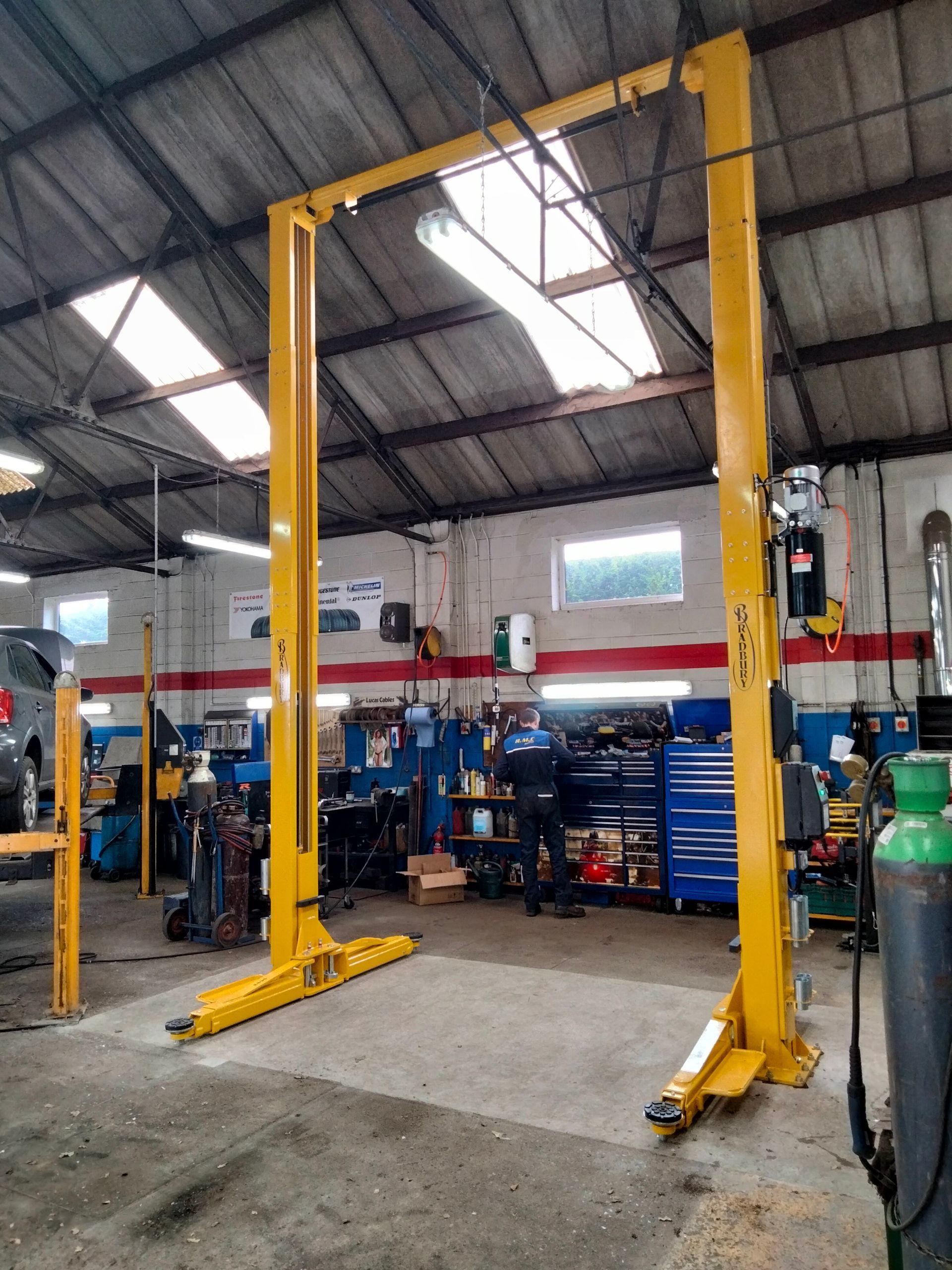 Bradbury H26 Series 2 Post Lift