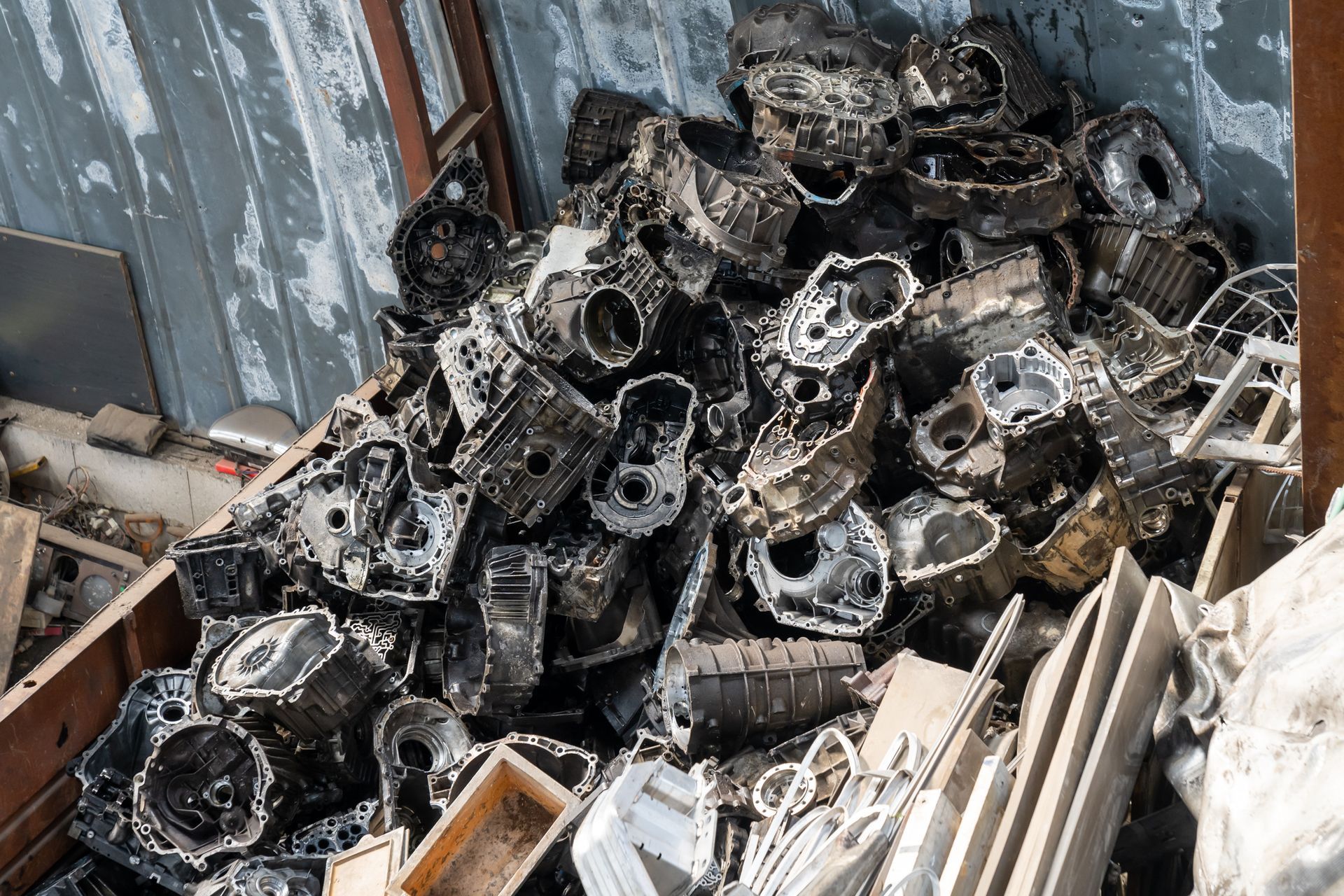 Spalvotojo metalo laužo supirkimas