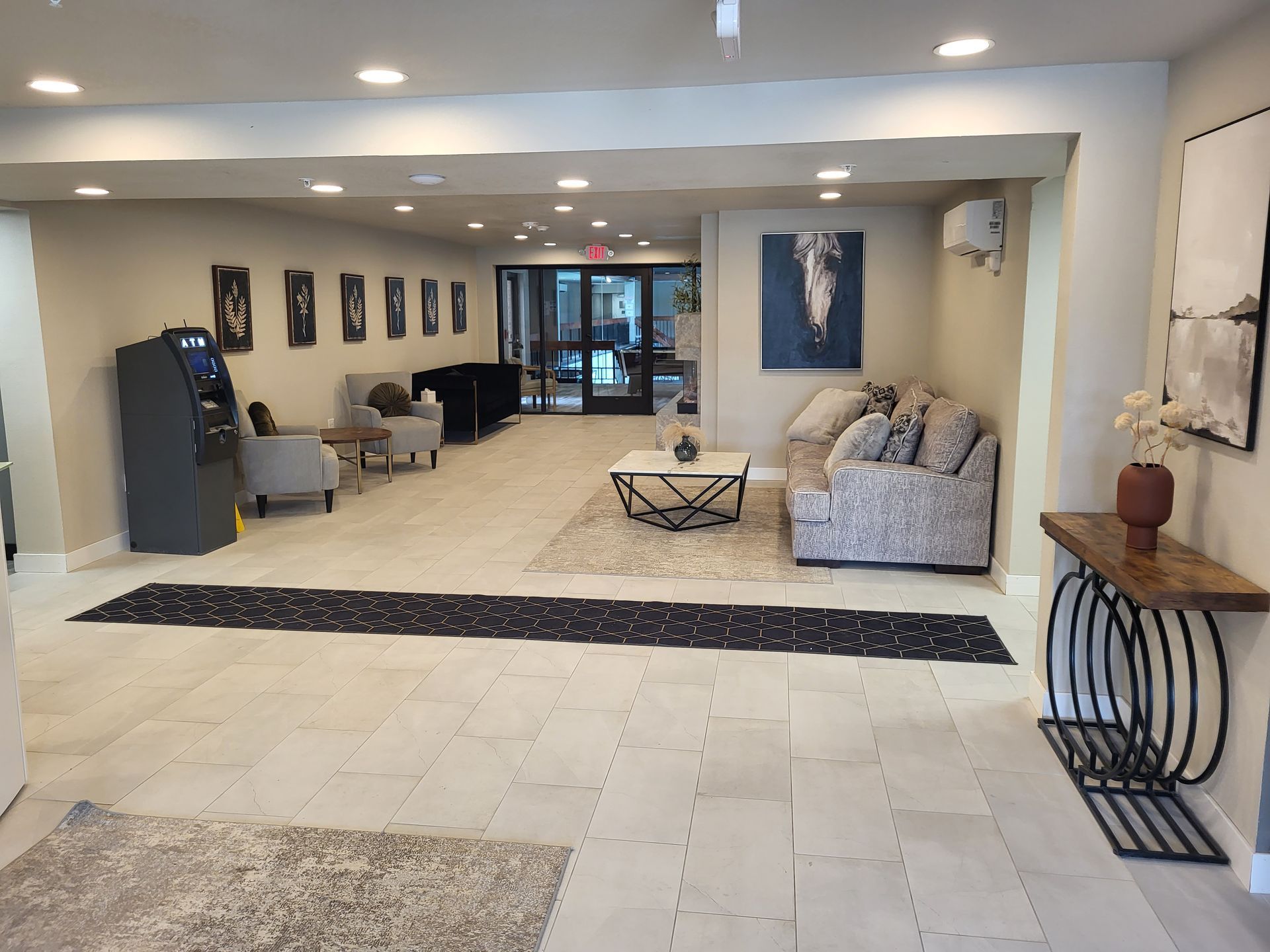 Rooms | Red Fox Inn & Suites | Waverly OH