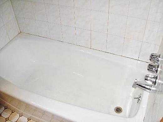 Bathroom Tub After  - Maintenance Services in Kendall Park, NJ