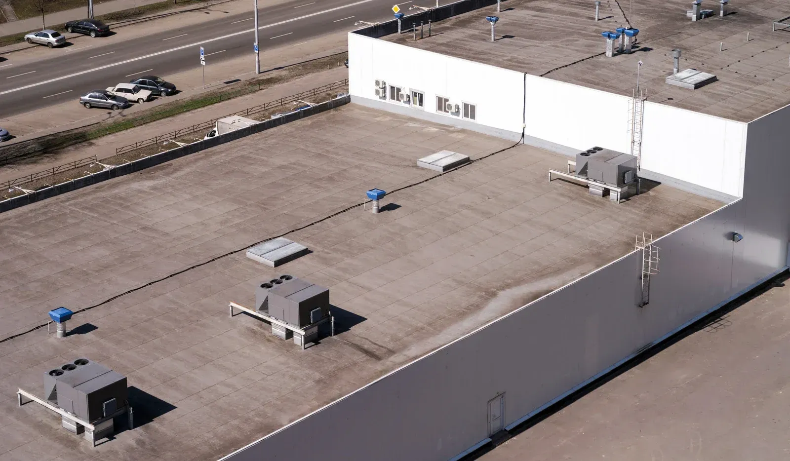 An aerial view of the roof of a large building