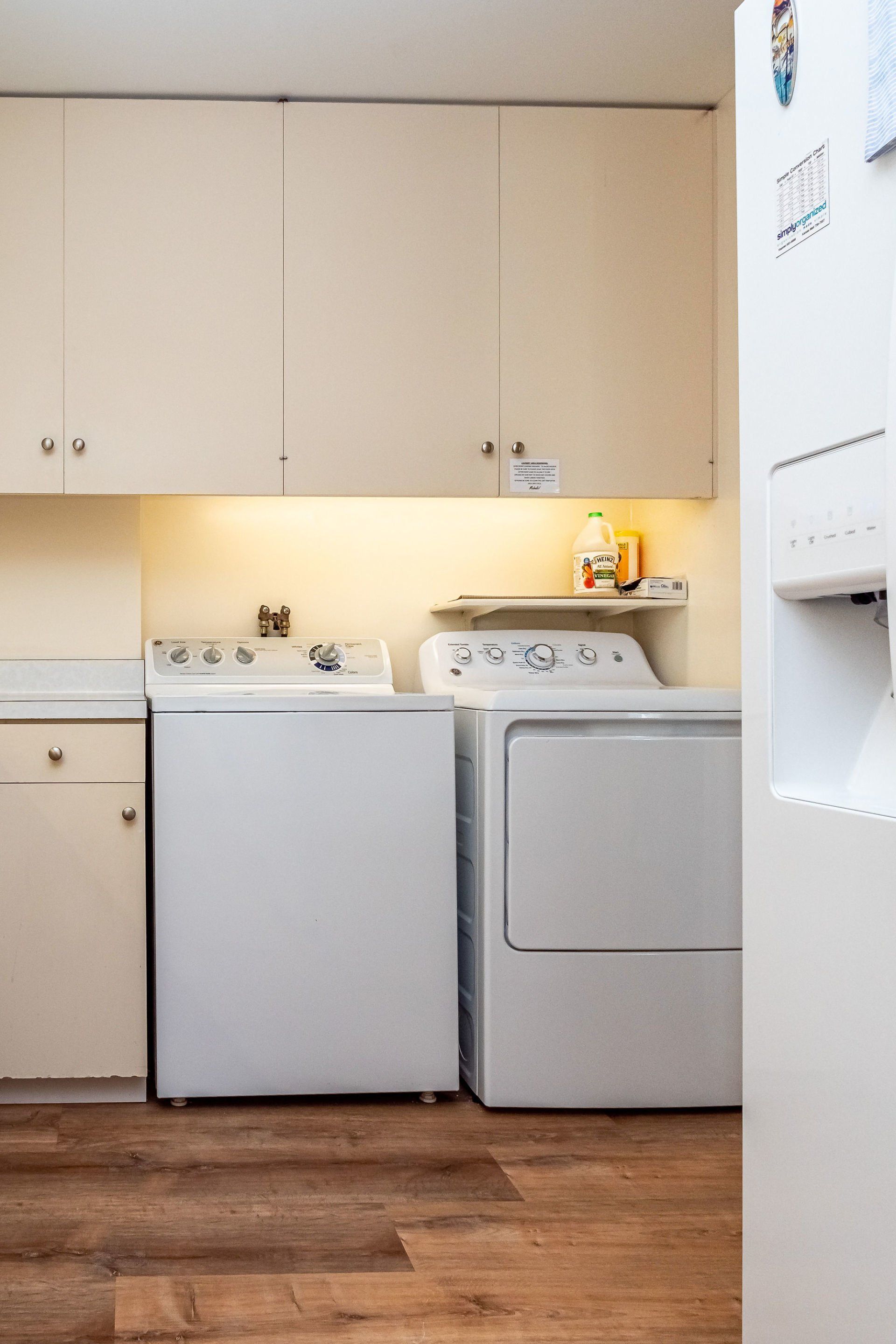 450 Kahala Beach - laundry