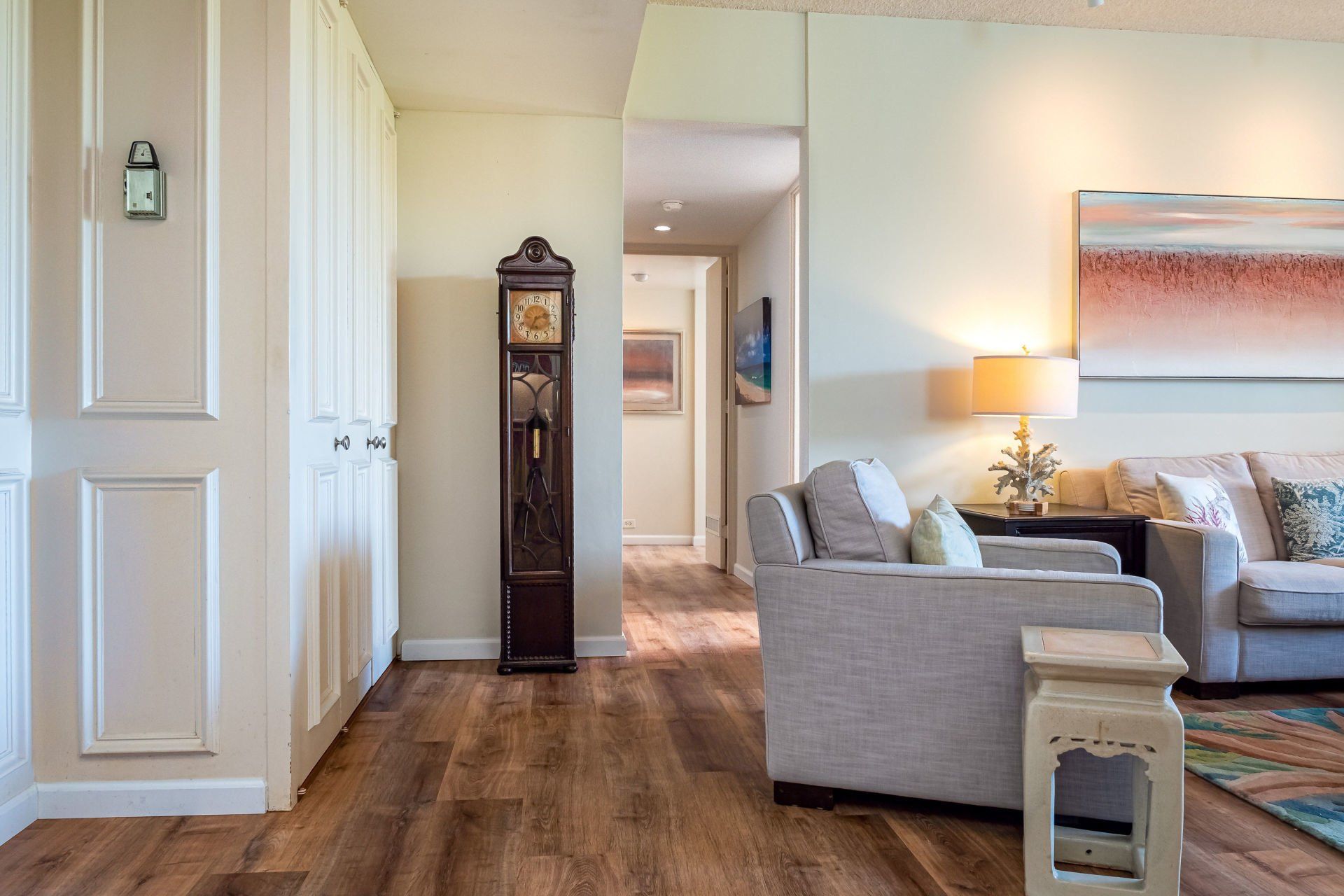 450 Kahala Beach - hallway