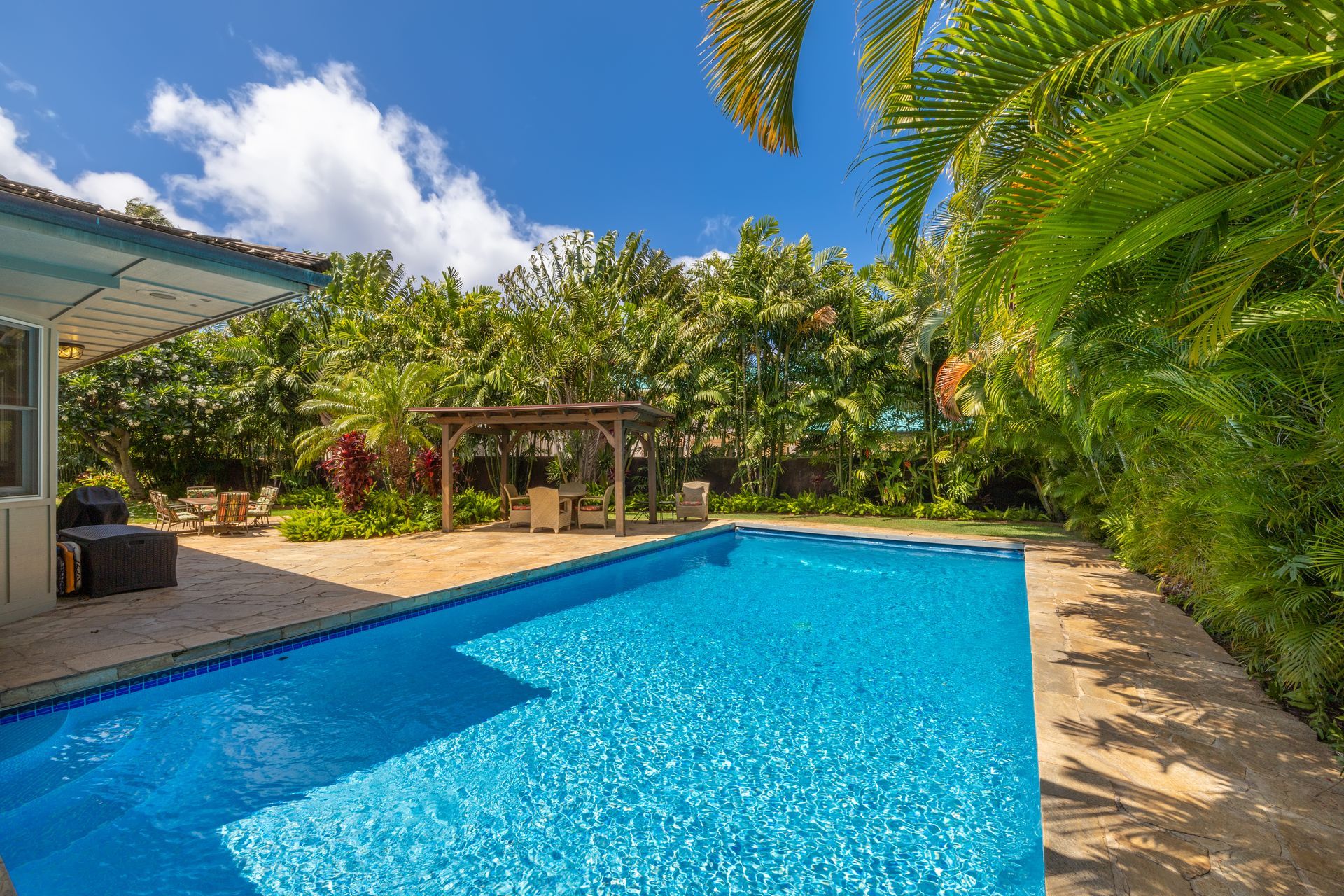 468 Kahala Beach | Honolulu, HI