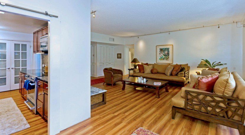 325 Kahala Beach | Honolulu, HI