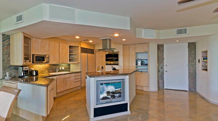 429 Kahala Beach | Honolulu, HI