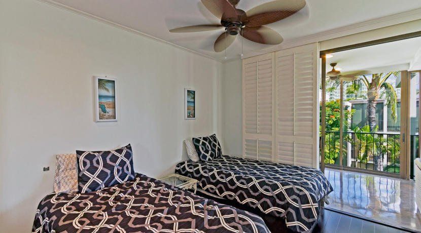 429 Kahala Beach | Honolulu, HI