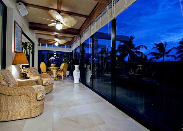 441 Kahala Beach | Honolulu, HI